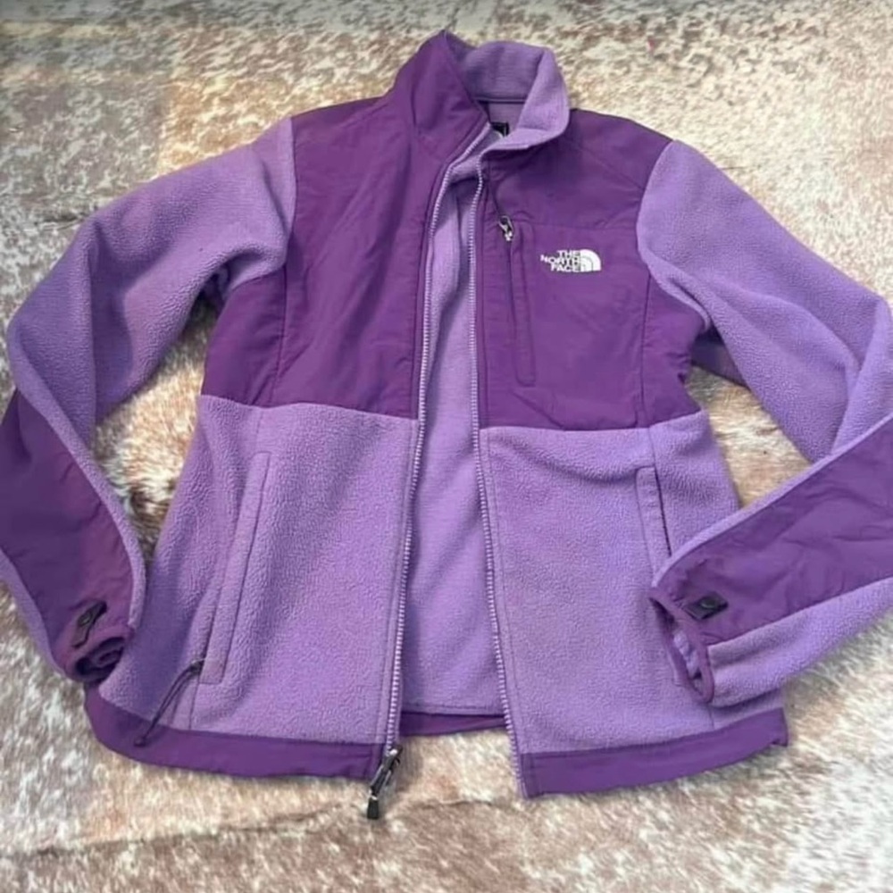 Women’s North Face Fleece Jacket